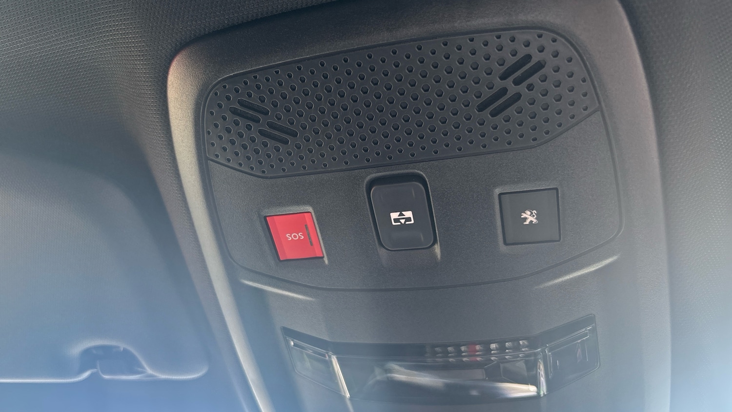 Used Peugeot 2008 2021 for sale - 77761721: Photo 43