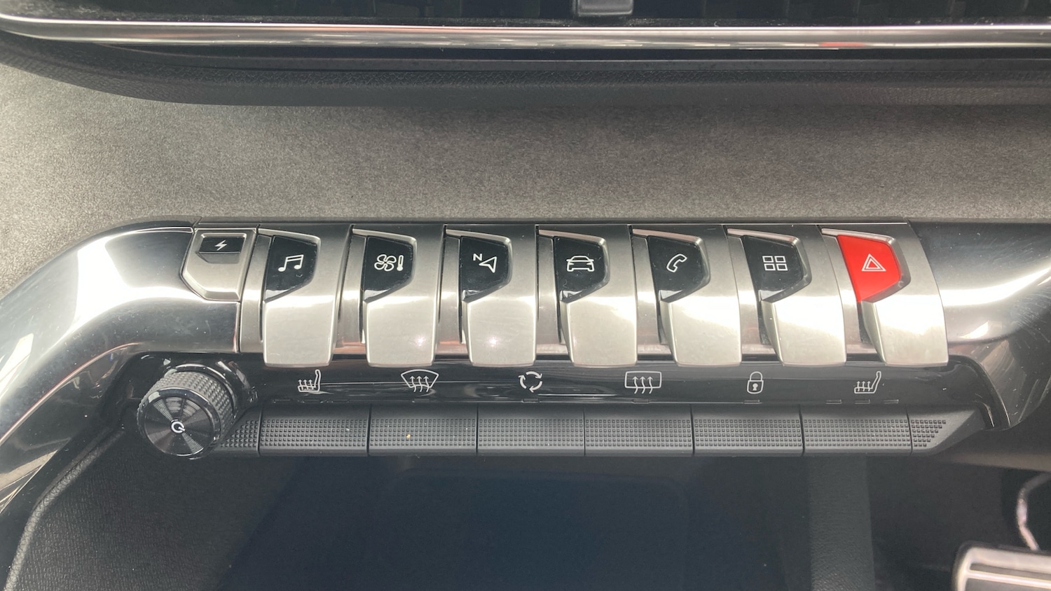 Used Peugeot 3008 2023 for sale - 78105460: Photo 24