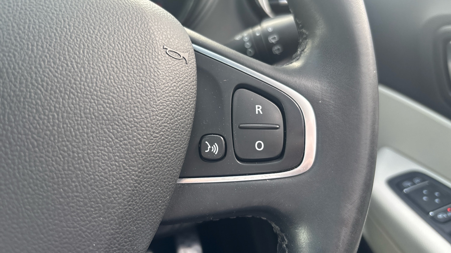 Used Renault Captur 2019 for sale - 77661939: Photo 34