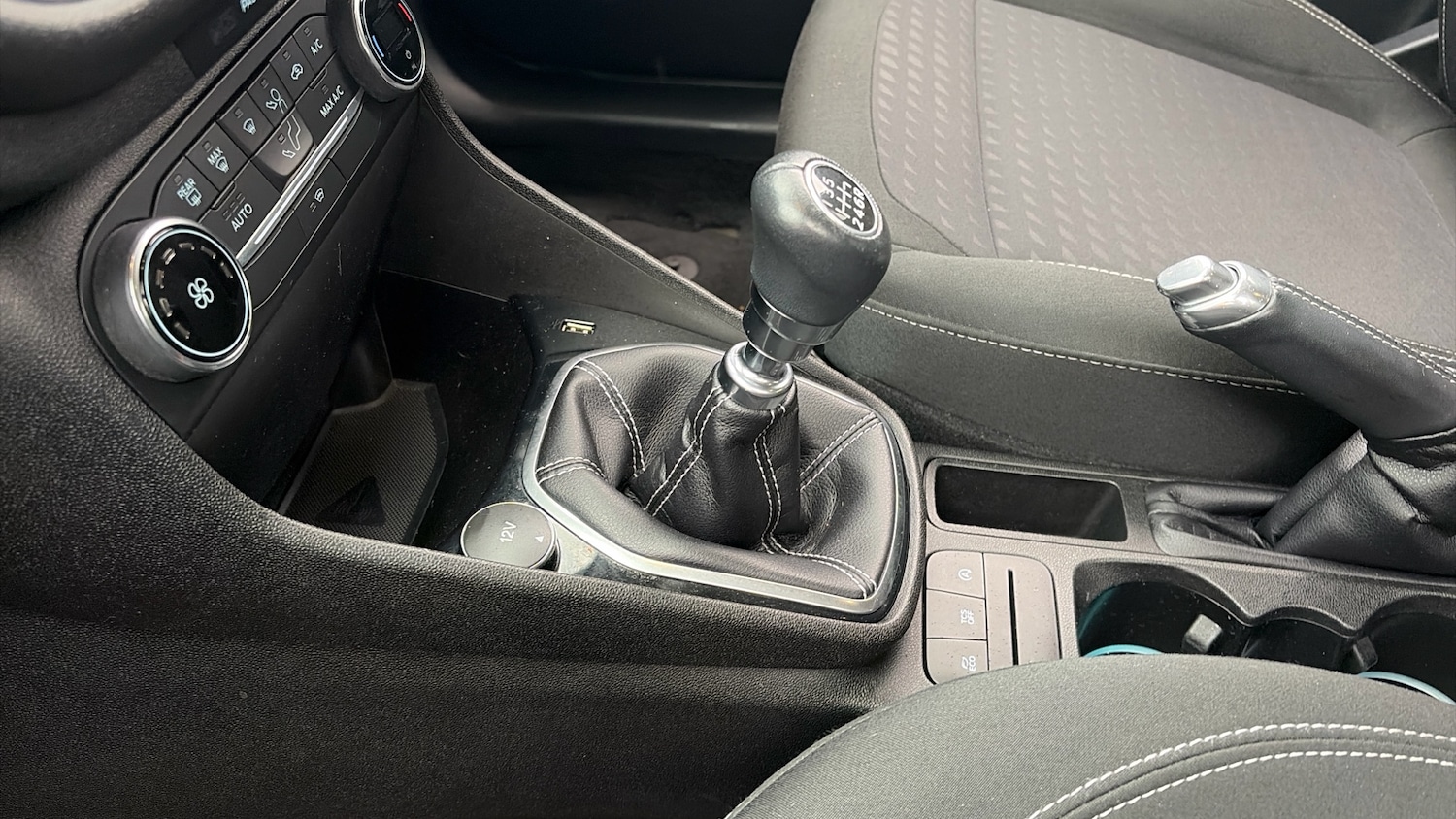 Used Ford Fiesta 2019 for sale - 76588965: Photo 13