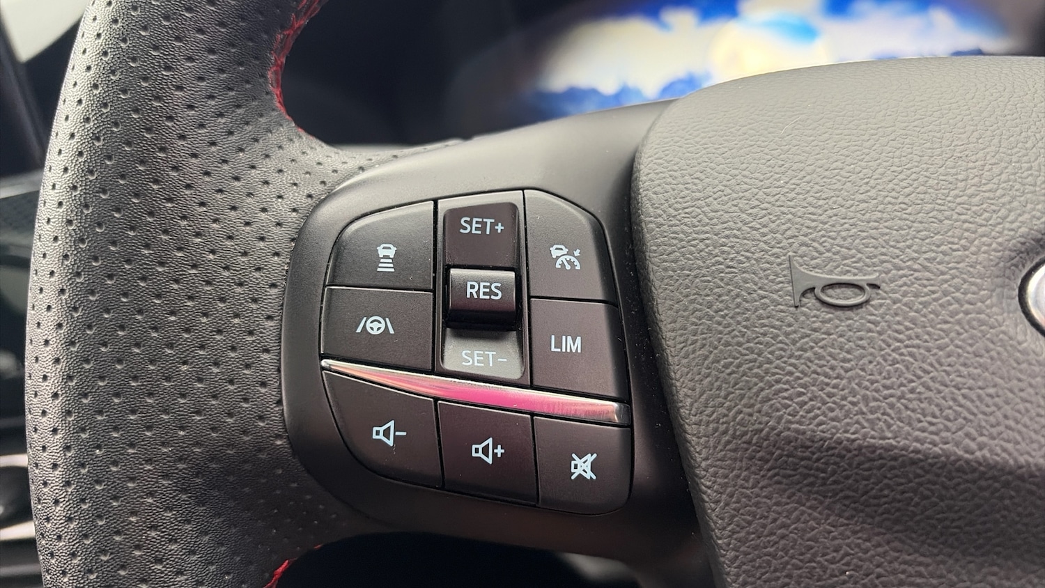 Used Ford Kuga 2023 for sale - 76366904: Photo 35