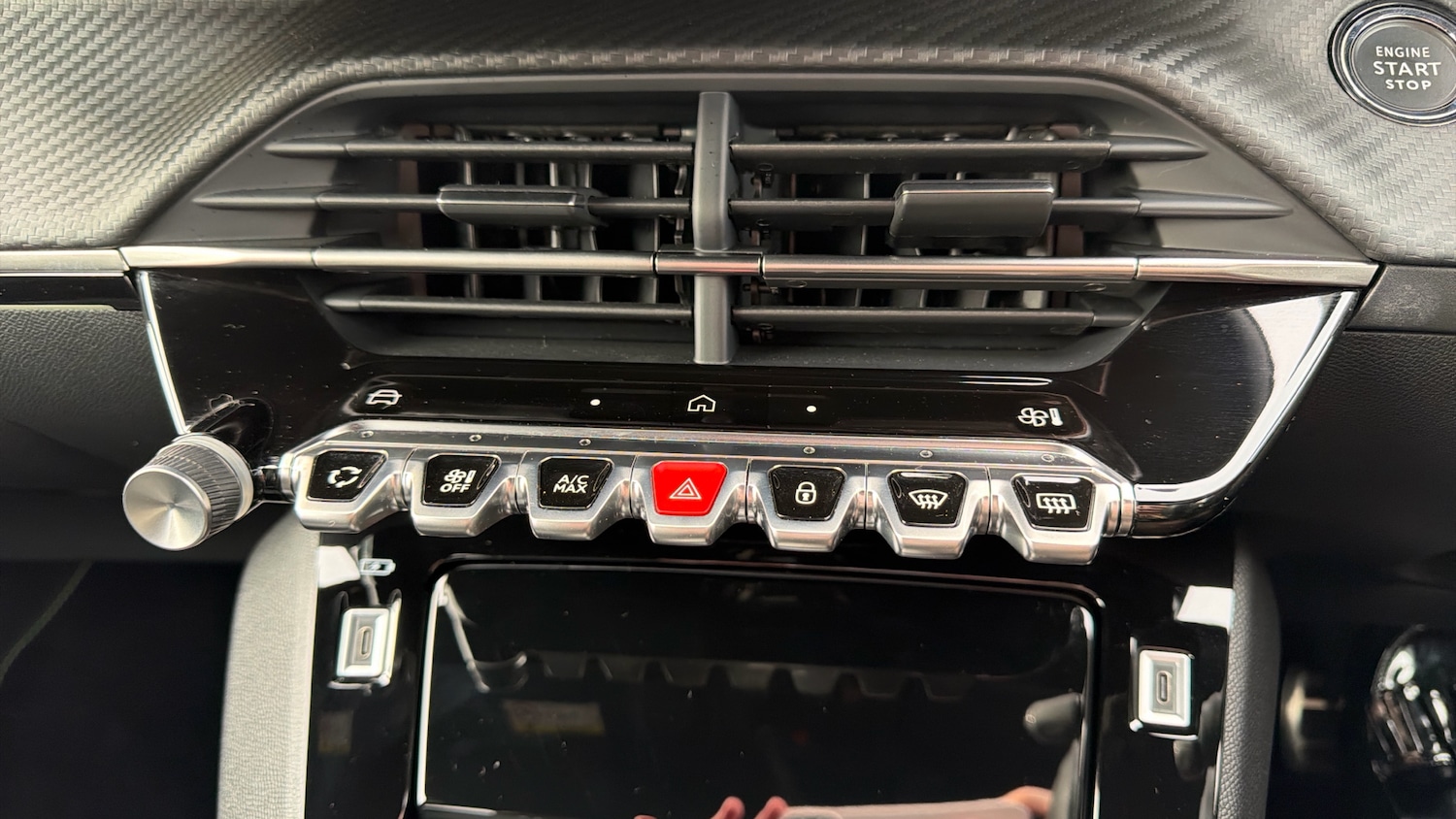 Used Peugeot 2008 2023 for sale - 77589716: Photo 29