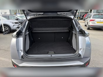 Used Peugeot 2008 2023 for sale - 77589716: Photo