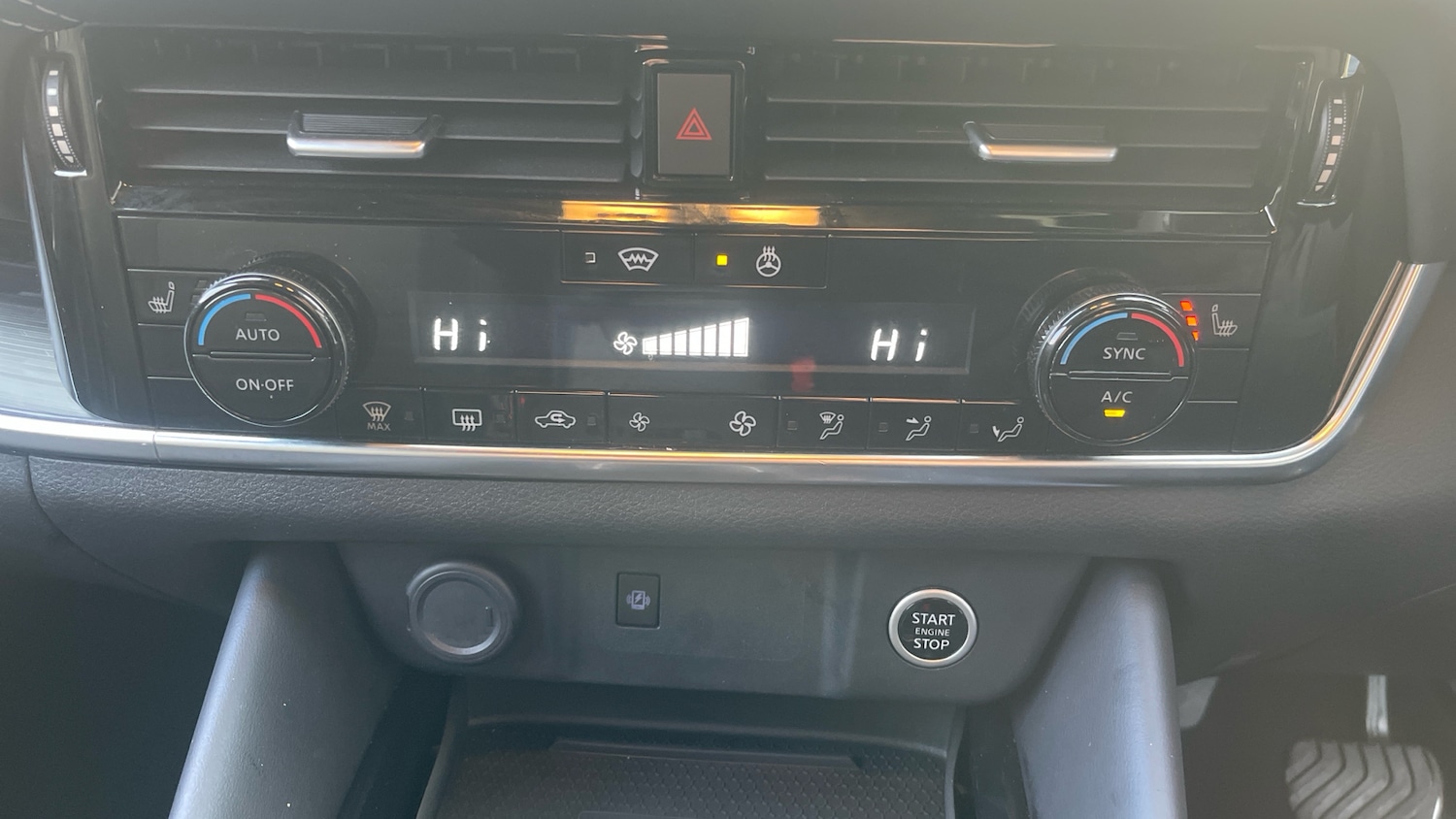 Used Nissan Qashqai 2022 for sale - 76682249: Photo 50