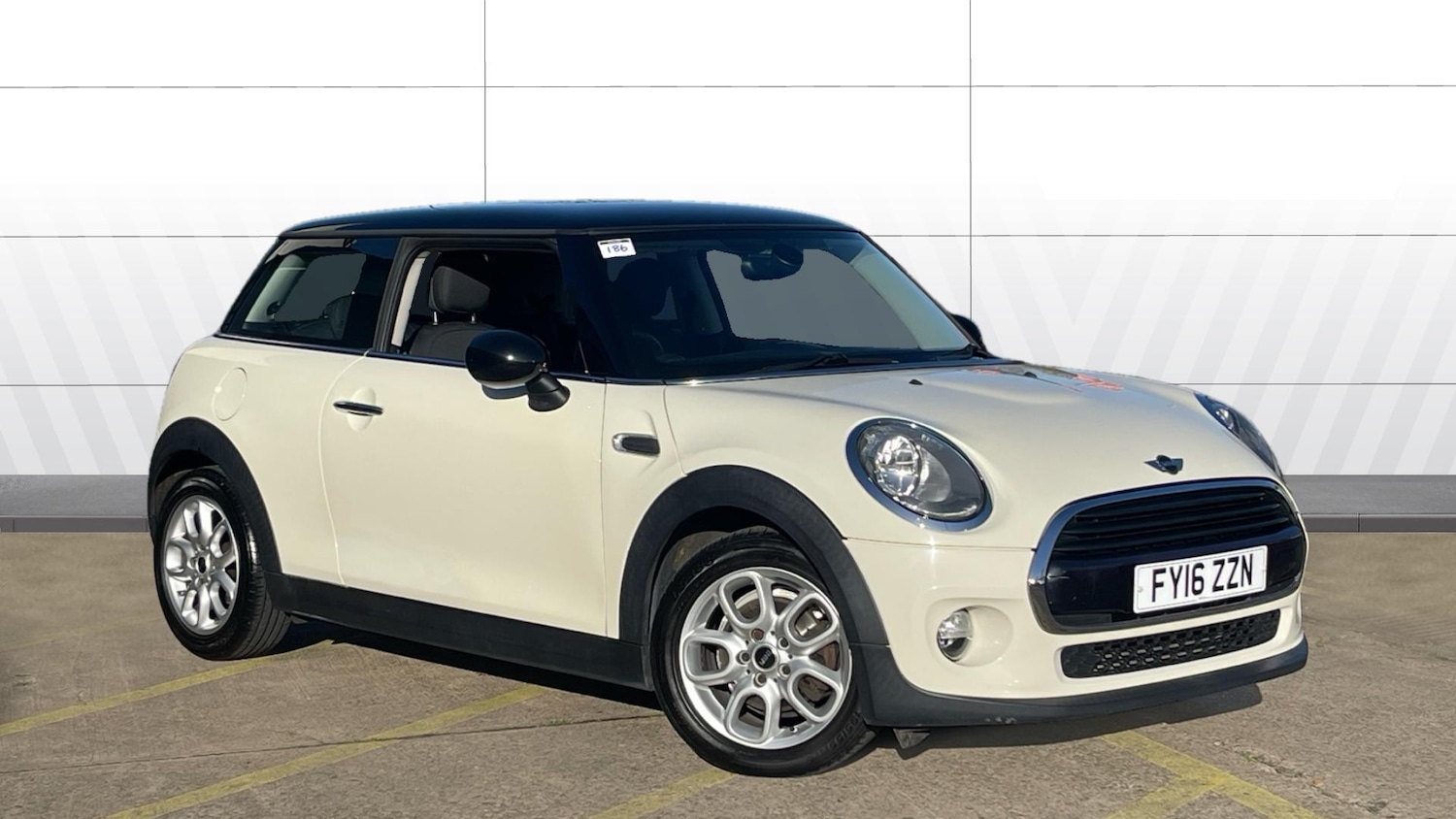 Used MINI Hatch 2016 for sale - 76611133: Photo 1