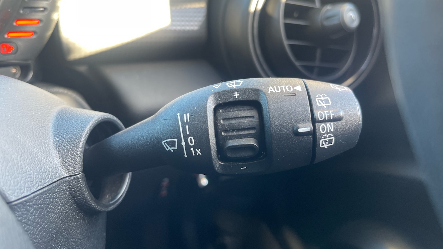 Used MINI Hatch 2016 for sale - 76611133: Photo 28