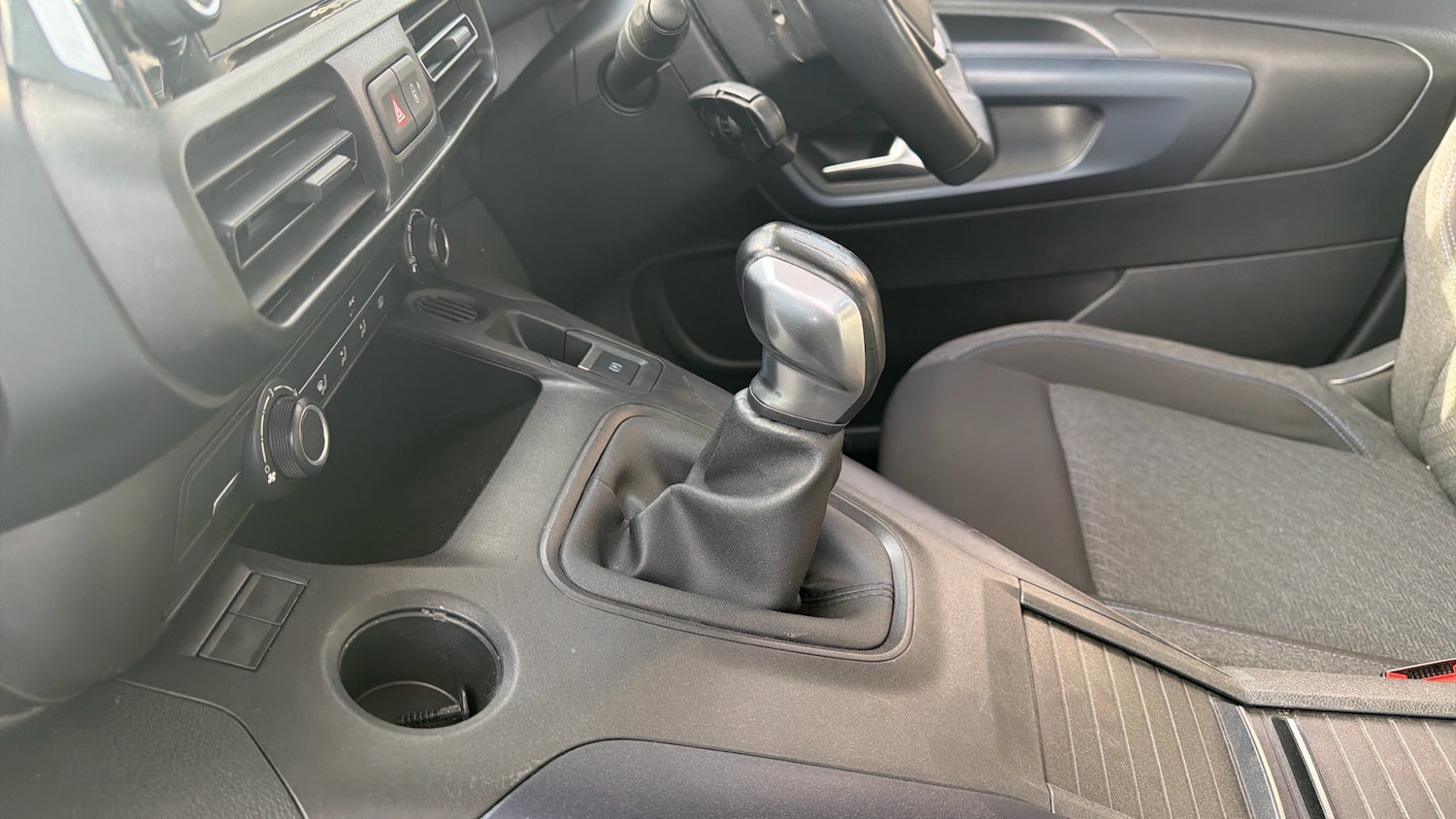 Used Peugeot Rifter 2020 for sale - 77728959: Photo 13