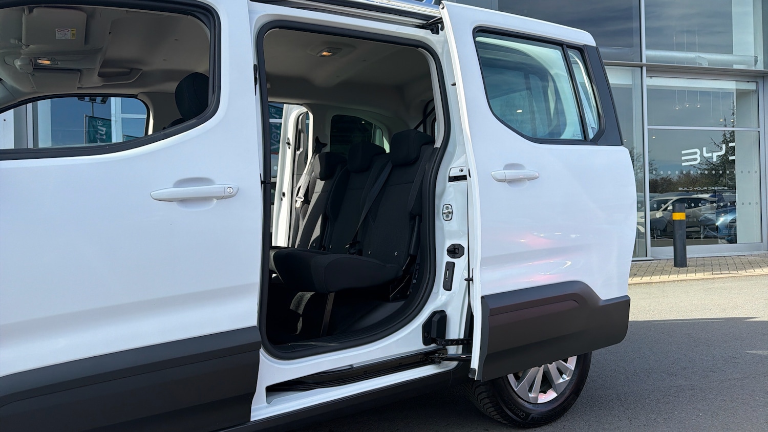 Used Peugeot Rifter 2020 for sale - 77728959: Photo 28