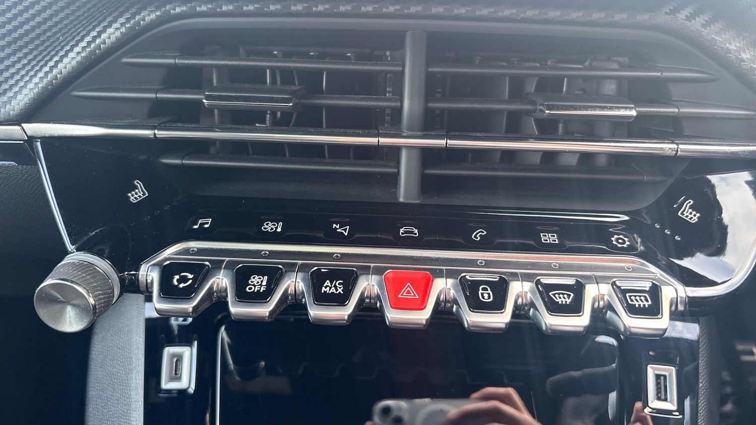 Used Peugeot 2008 2021 for sale - 77663331: Photo 29