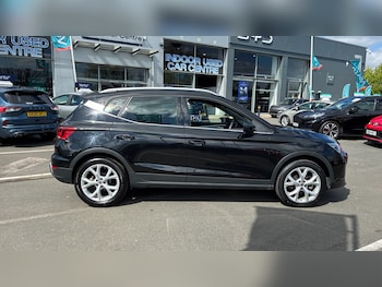 Used SEAT Arona 2024 for sale - 78341020: Photo