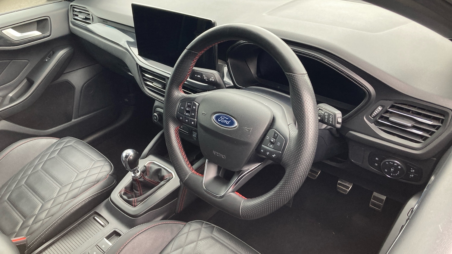 Used Ford Focus 2023 for sale - 77848793: Photo 11