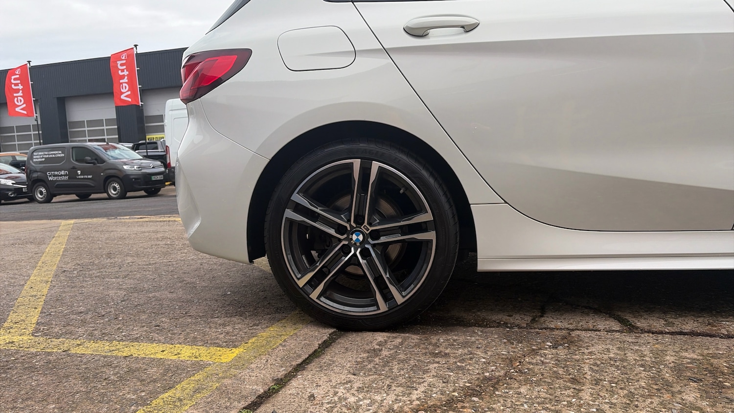 Used BMW 1 Series 2022 for sale - 77272202: Photo 7