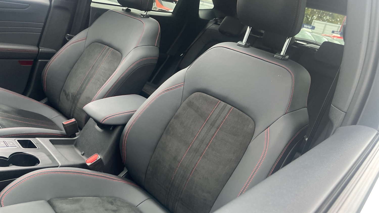 Used Ford Kuga 2024 for sale - 76372243: Photo 26