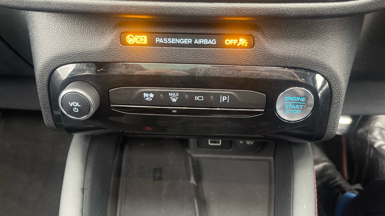 Used Ford Kuga 2024 for sale - 76372243: Photo 44