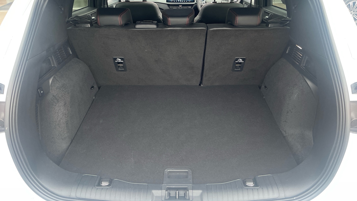 Used Ford Kuga 2024 for sale - 76372243: Photo 8