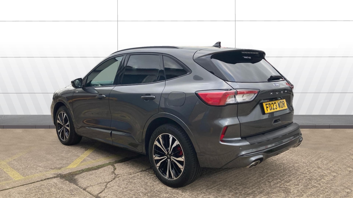 Used Ford Kuga 2023 for sale - 76504891: Photo 2