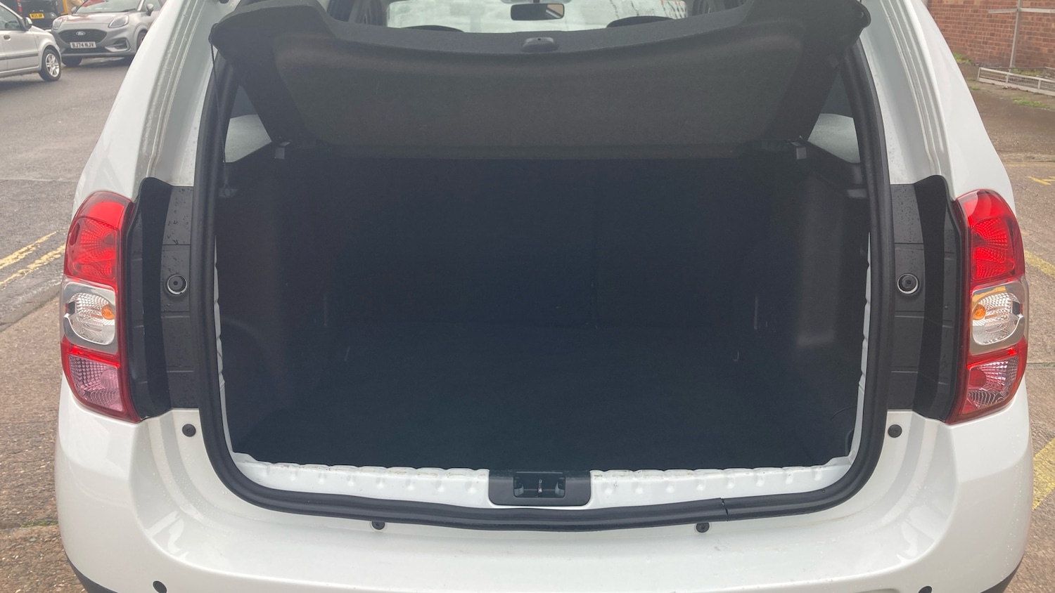 Used Dacia Duster 2018 for sale - 76844774: Photo 4