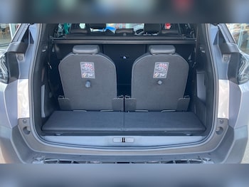 Used Peugeot 5008 2023 for sale - 79208295: Photo
