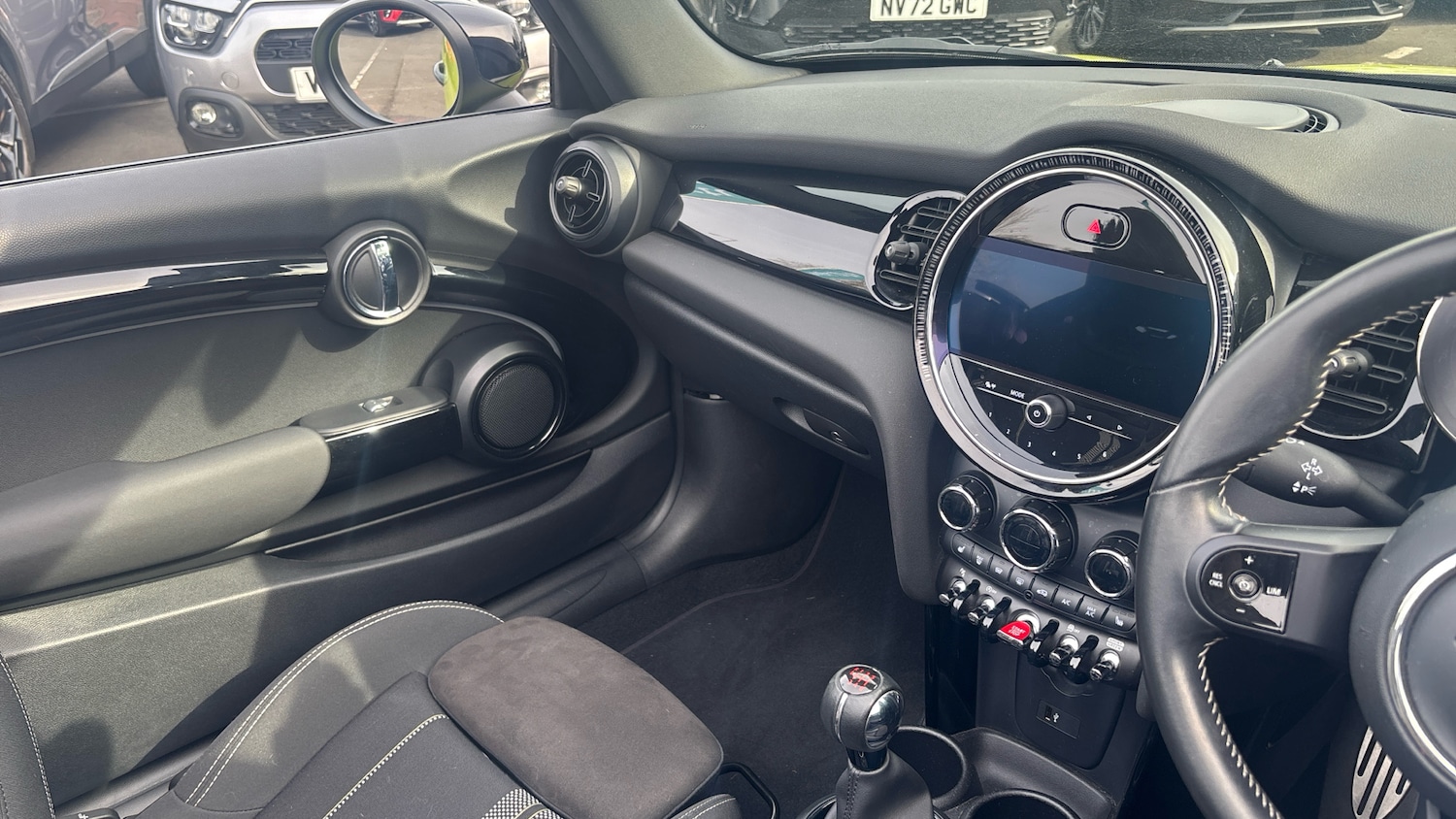 Used MINI Convertible 2021 for sale - 77996915: Photo 14