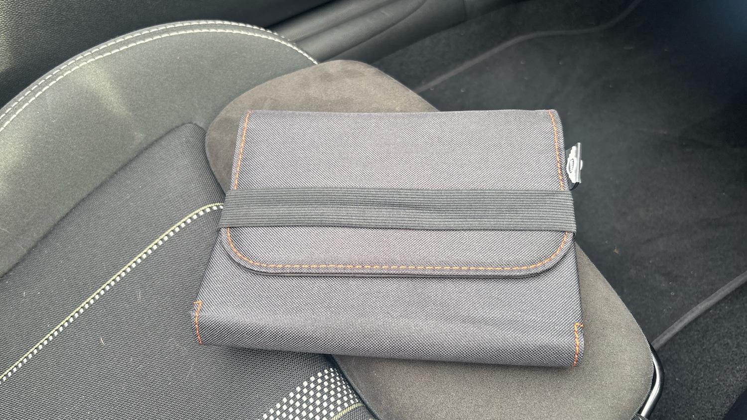 Used MINI Convertible 2021 for sale - 77996915: Photo 19