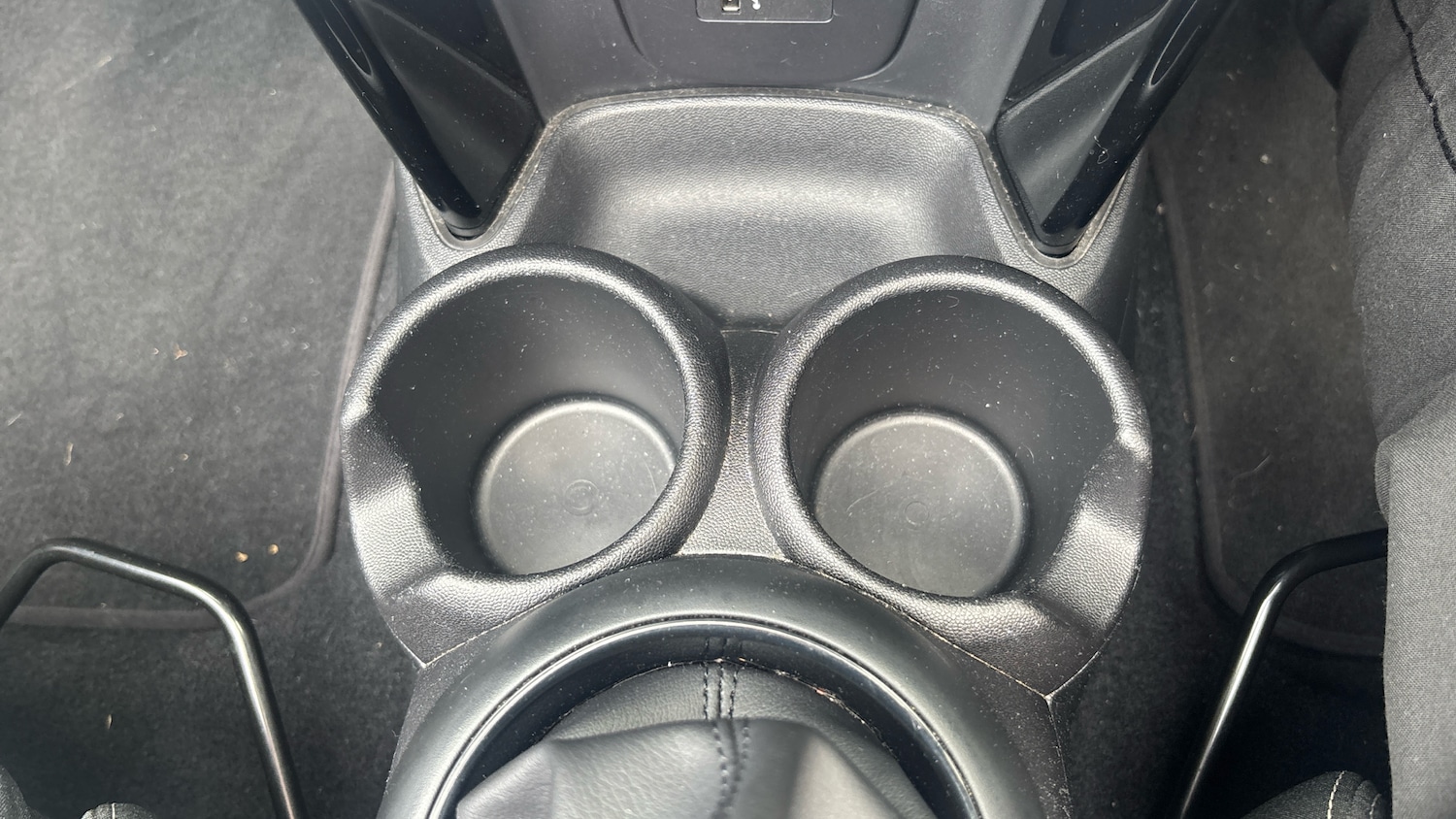 Used MINI Convertible 2021 for sale - 77996915: Photo 32