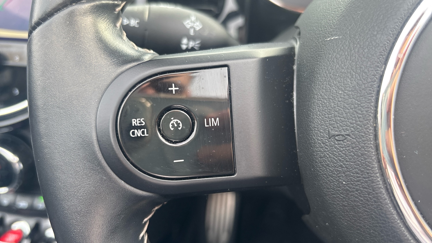 Used MINI Convertible 2021 for sale - 77996915: Photo 35