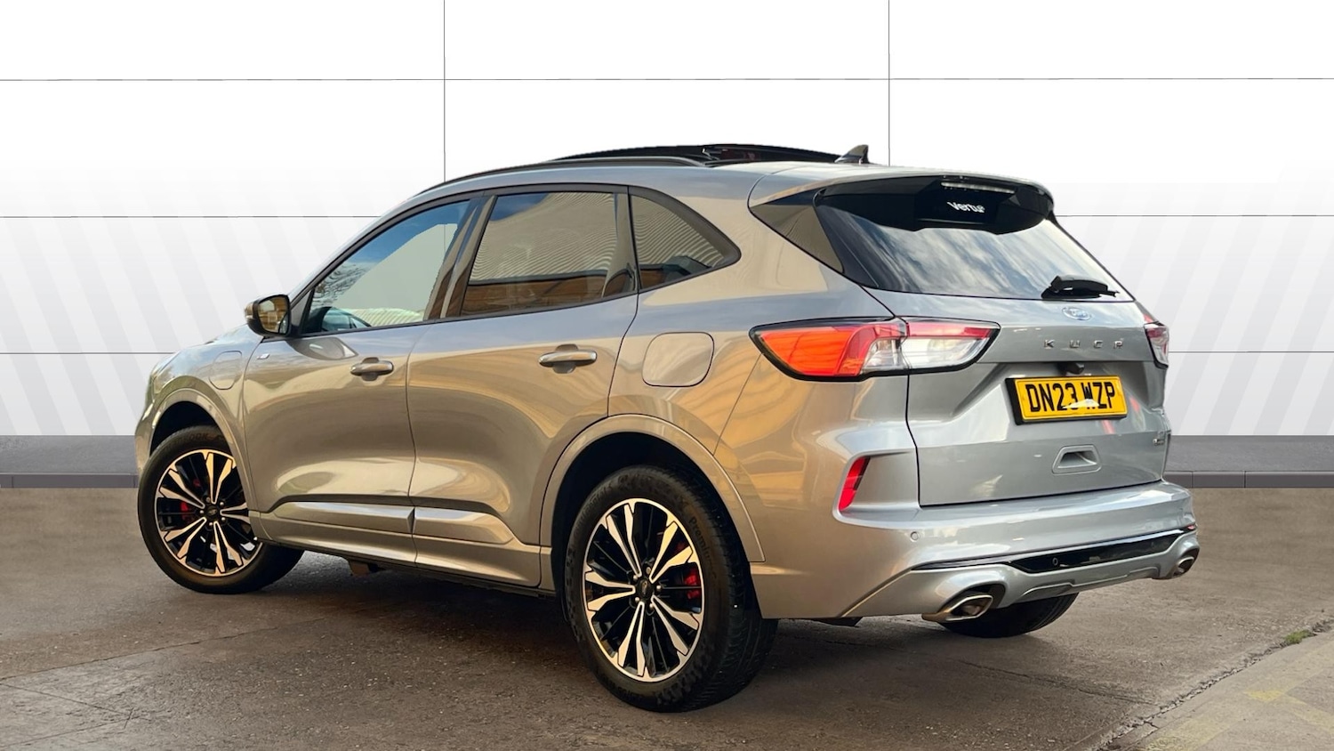 Used Ford Kuga 2023 for sale - 76482767: Photo 2