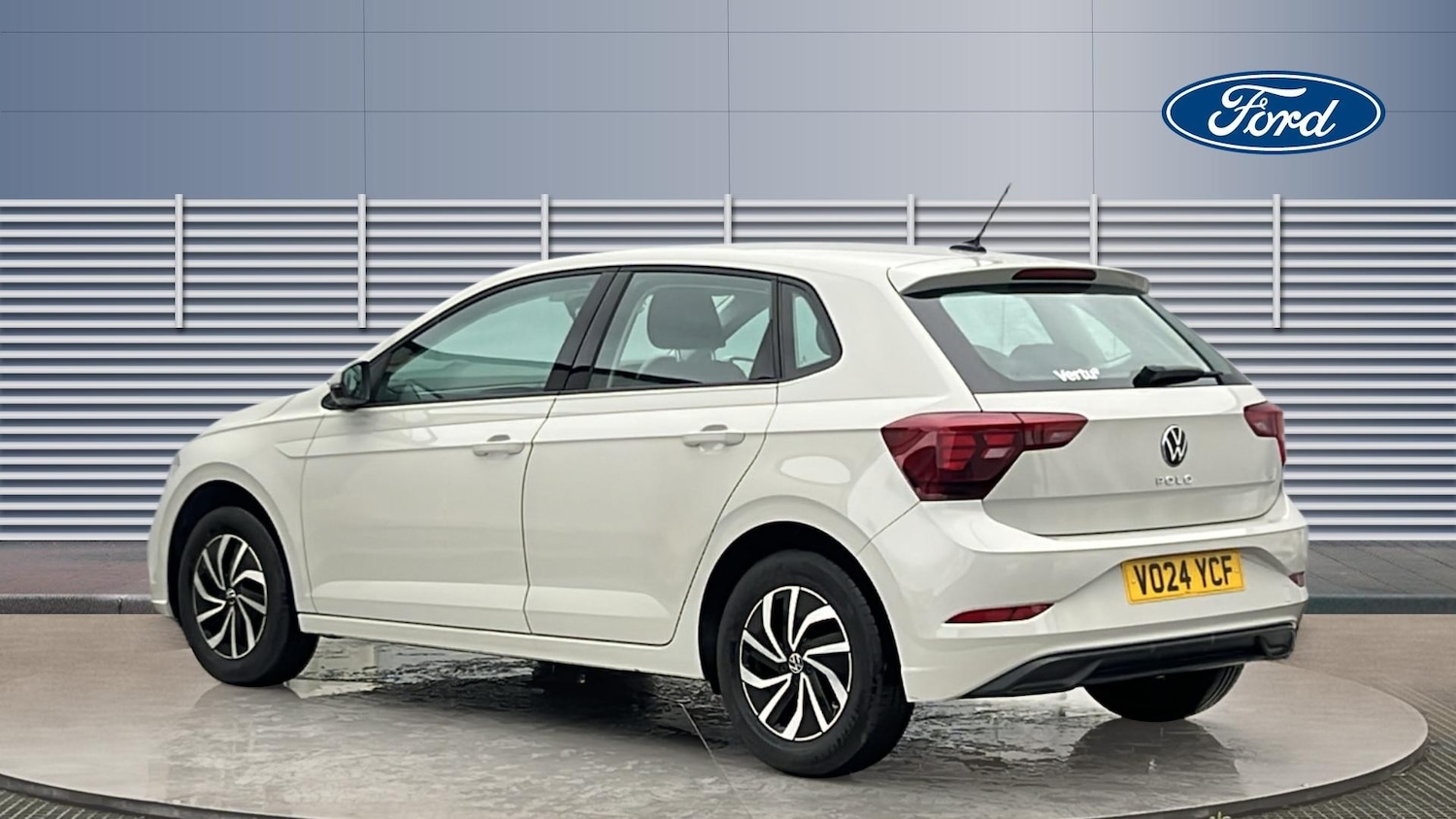 Used Volkswagen Polo 2024 for sale - 77652943: Photo 2