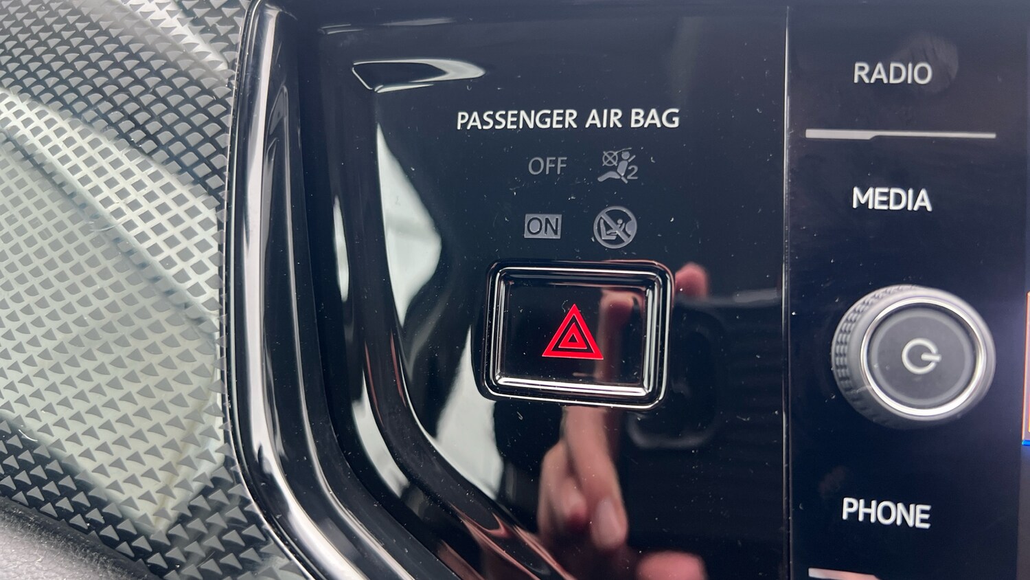 Used Volkswagen Polo 2024 for sale - 77652943: Photo 25