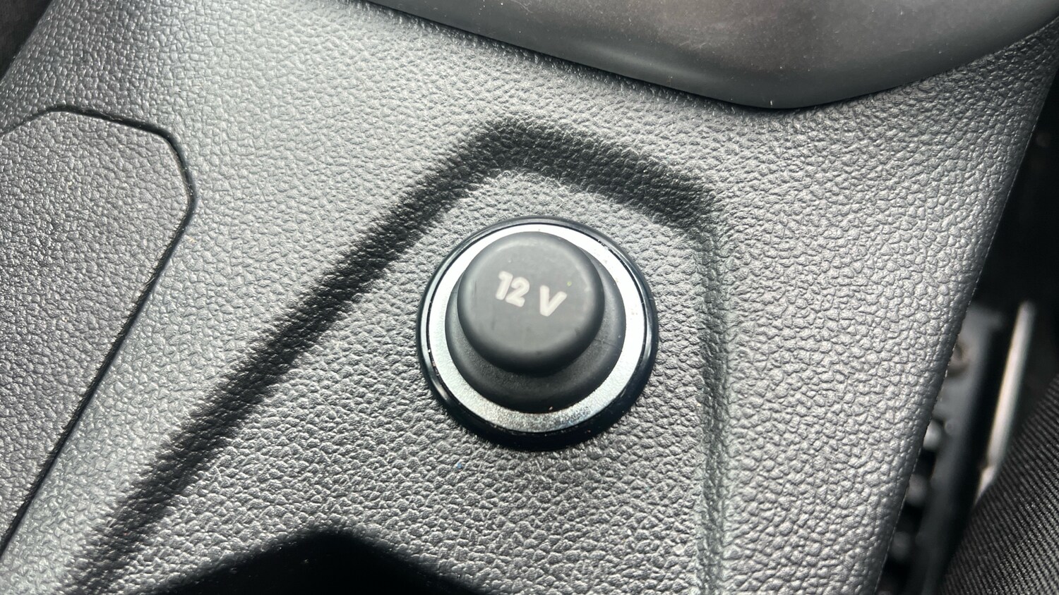 Used Volkswagen Polo 2024 for sale - 77652943: Photo 27