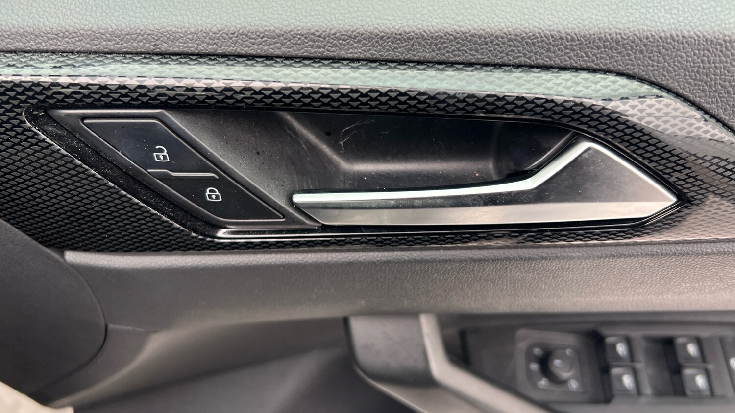 Used Volkswagen Polo 2024 for sale - 77652943: Photo 37