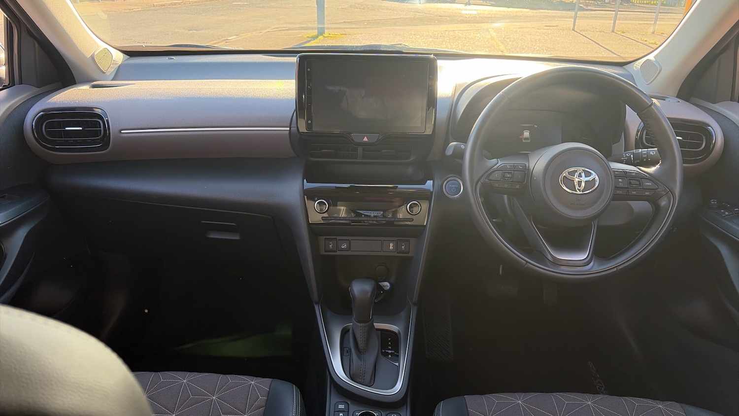 Used Toyota Yaris Cross 2023 for sale - 76705676: Photo 10