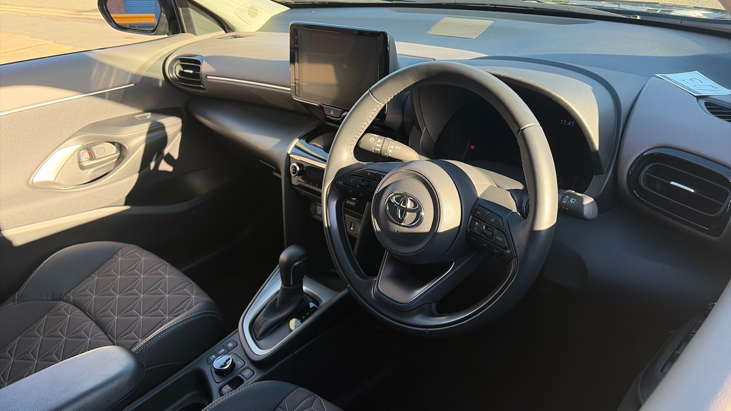 Used Toyota Yaris Cross 2023 for sale - 76705676: Photo 11