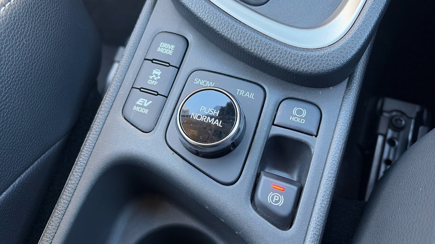 Used Toyota Yaris Cross 2023 for sale - 76705676: Photo 36