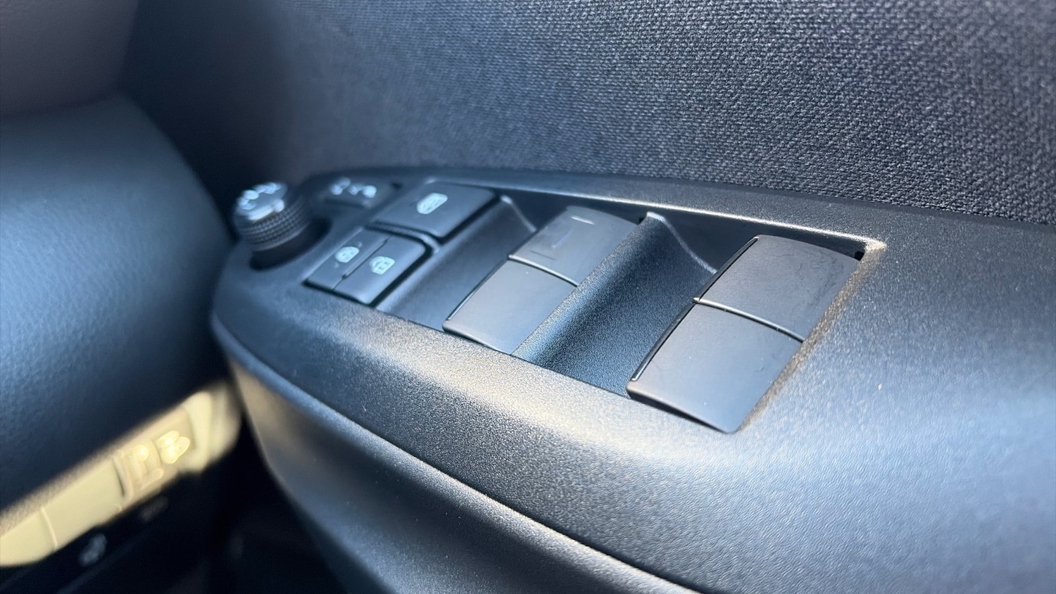 Used Toyota Yaris Cross 2023 for sale - 76705676: Photo 40