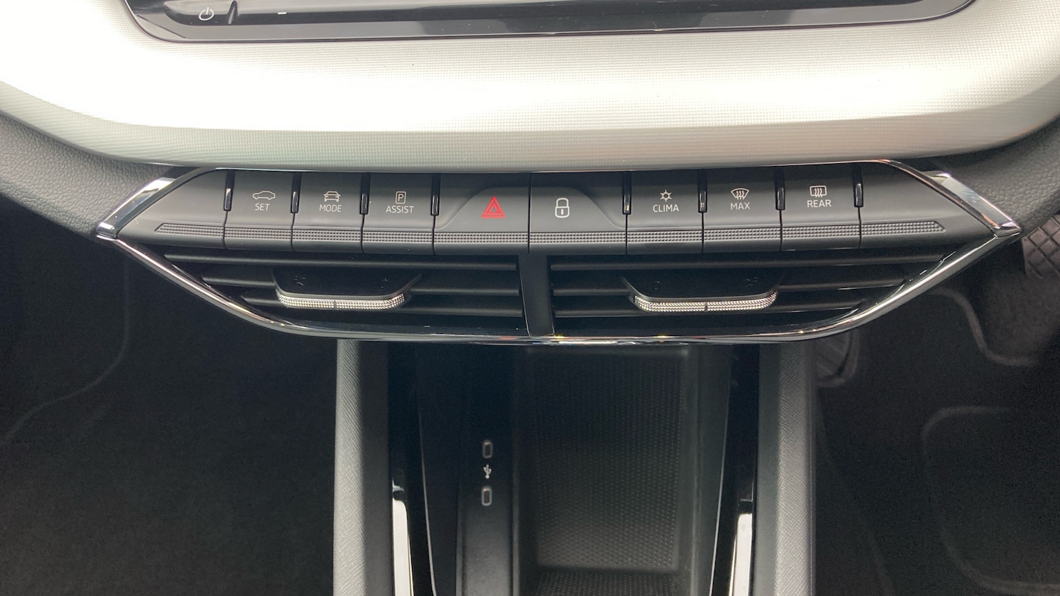 Used Skoda Octavia 2023 for sale - 76372252: Photo 30