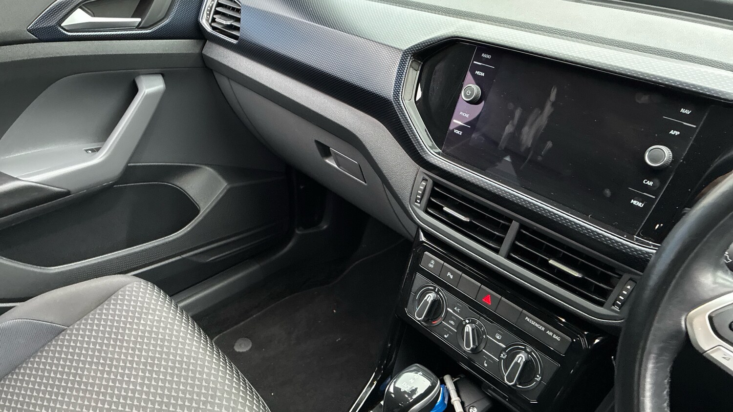 Used Volkswagen T-Cross 2021 for sale - 77435600: Photo 14