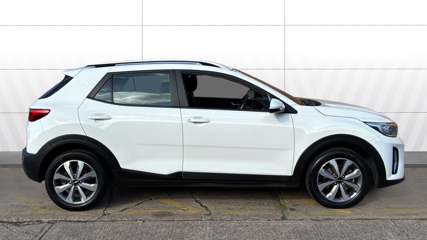 Used Kia Stonic 2022 for sale - 76366836: Photo 5