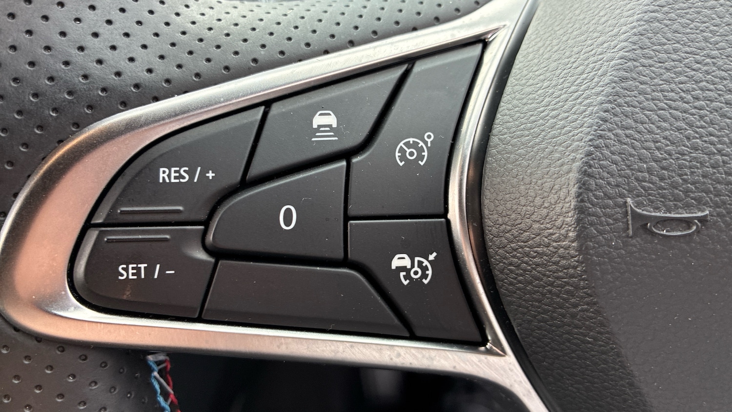 Used Renault Clio 2024 for sale - 78222759: Photo 26