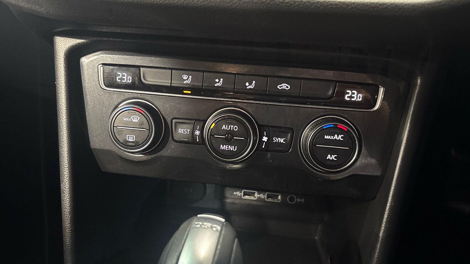 Used Volkswagen Tiguan 2019 for sale - 77435591: Photo 30