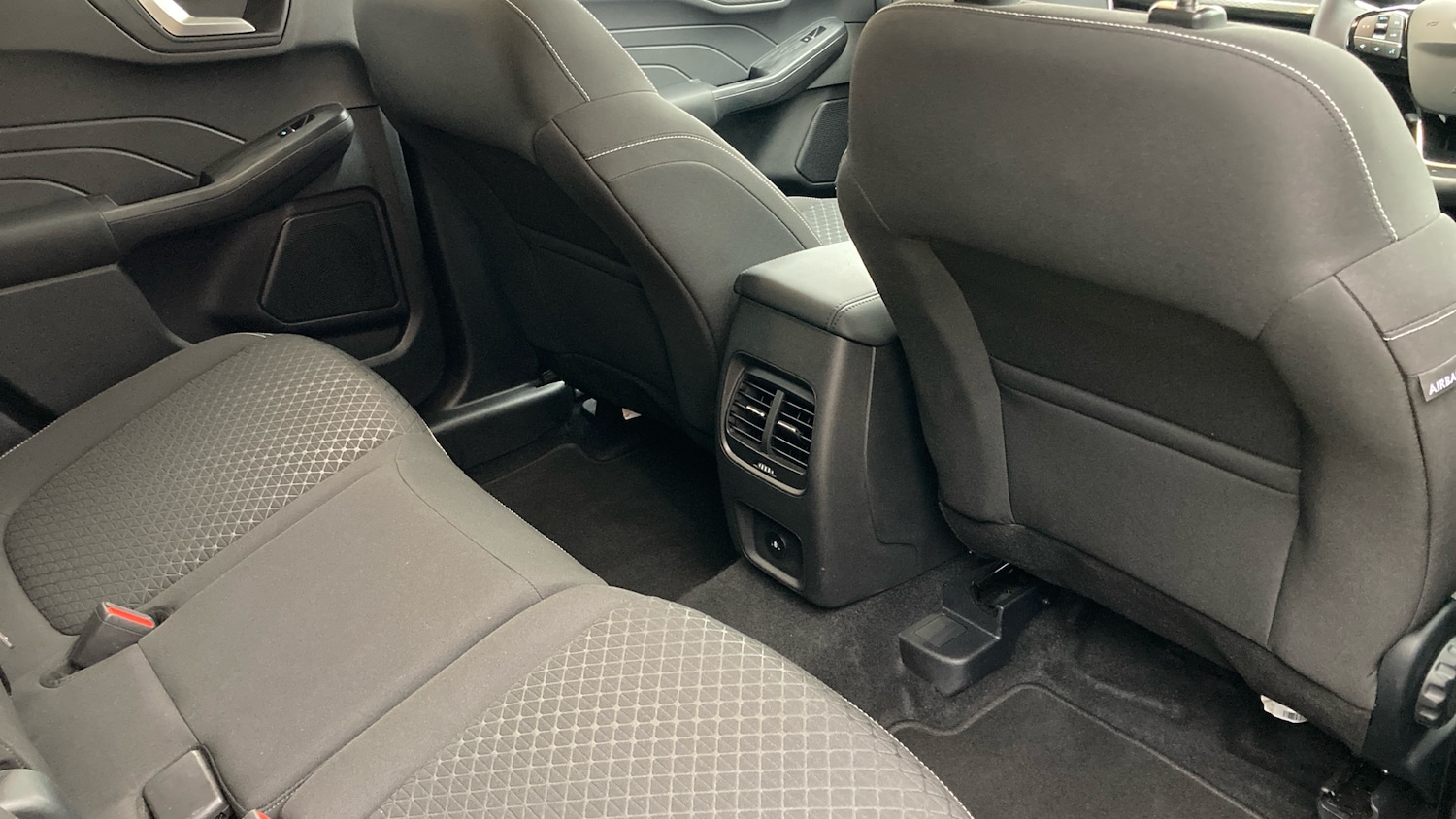 Used Ford Kuga 2025 for sale - 77296423: Photo 26