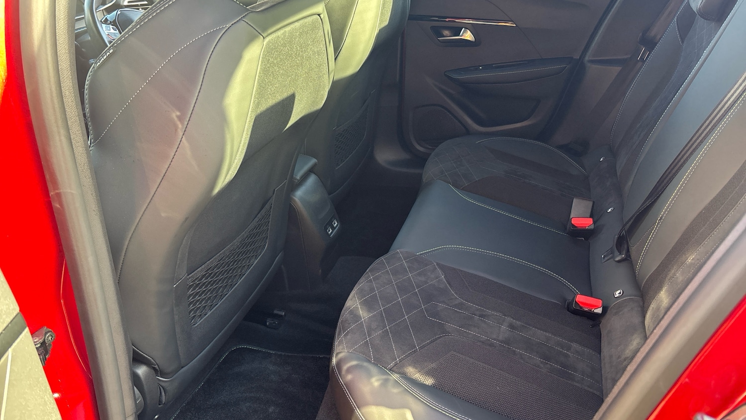 Used Peugeot 208 2022 for sale - 77018989: Photo 16