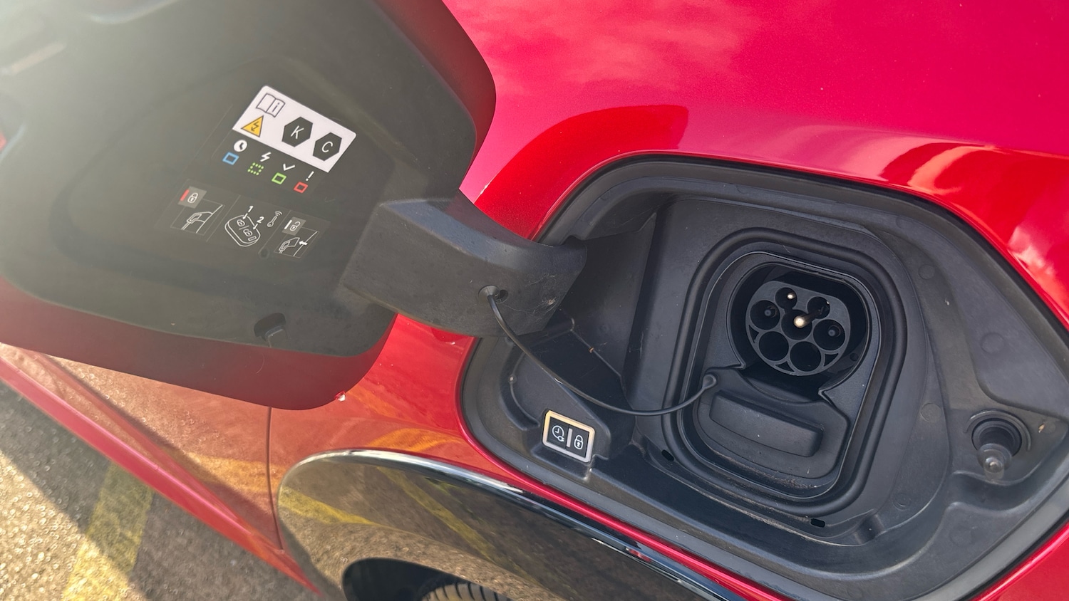 Used Peugeot 208 2022 for sale - 77018989: Photo 40