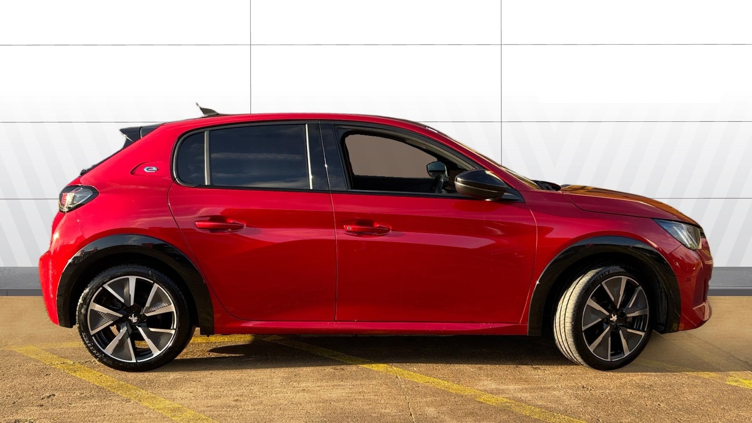 Used Peugeot 208 2022 for sale - 77018989: Photo 5