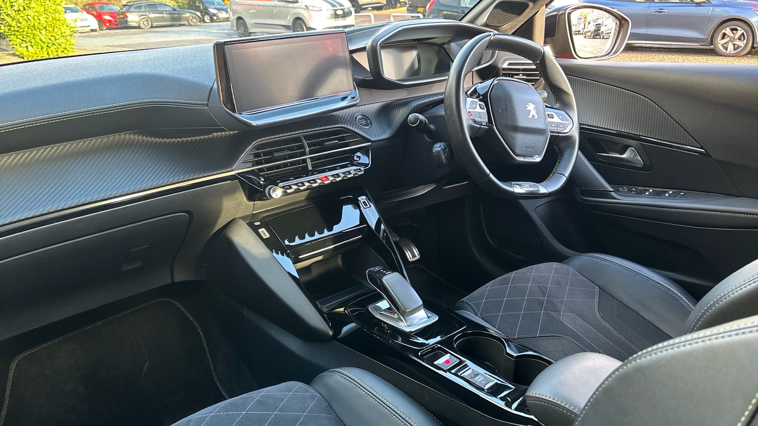 Used Peugeot 208 2022 for sale - 77018989: Photo 9