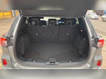 Used Ford Kuga 2023 for sale - 76796799: Photo