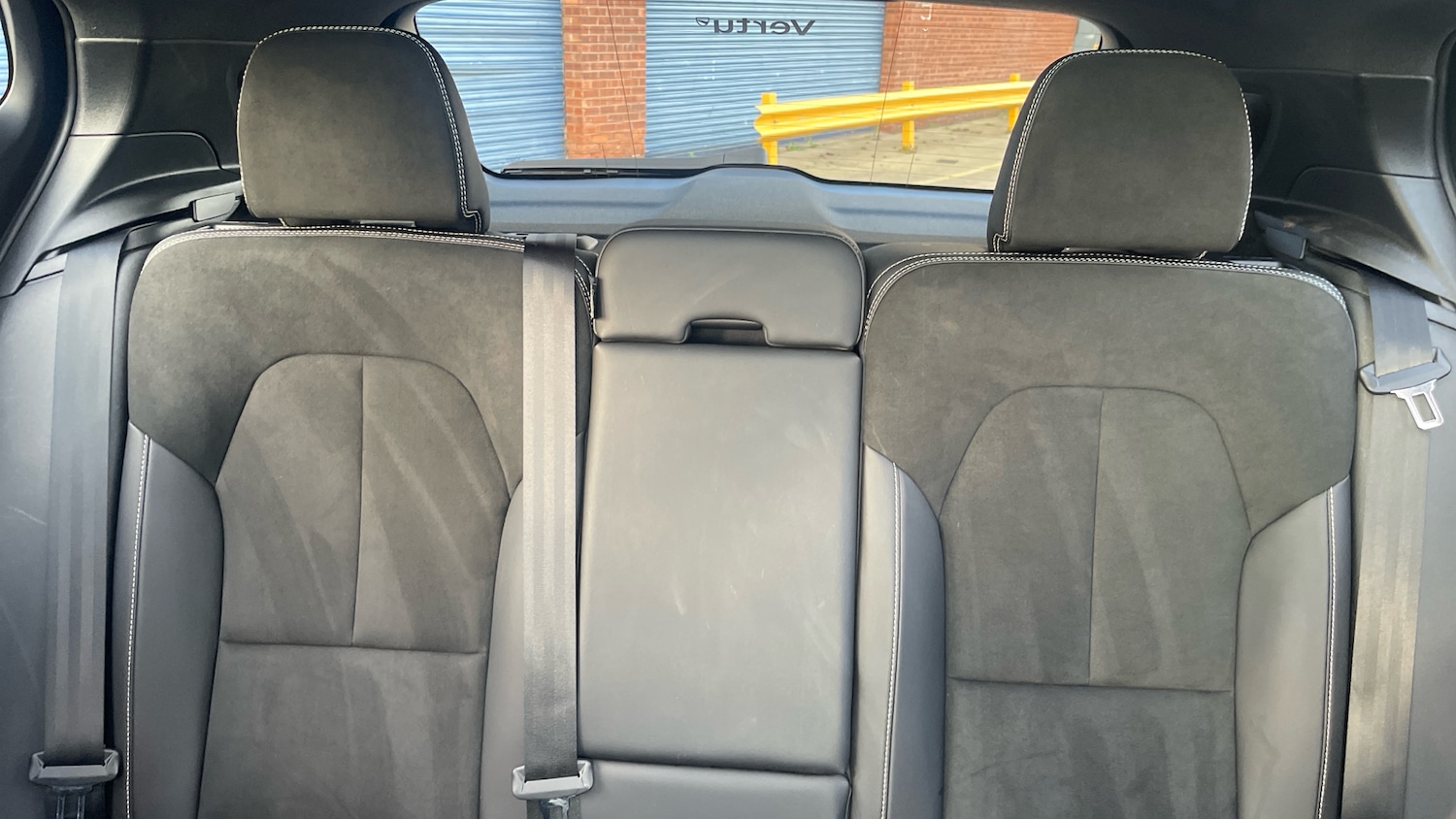 Used Volvo XC40 2021 for sale - 77061339: Photo 15