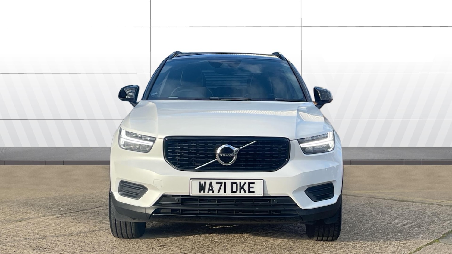 Used Volvo XC40 2021 for sale - 77061339: Photo 3