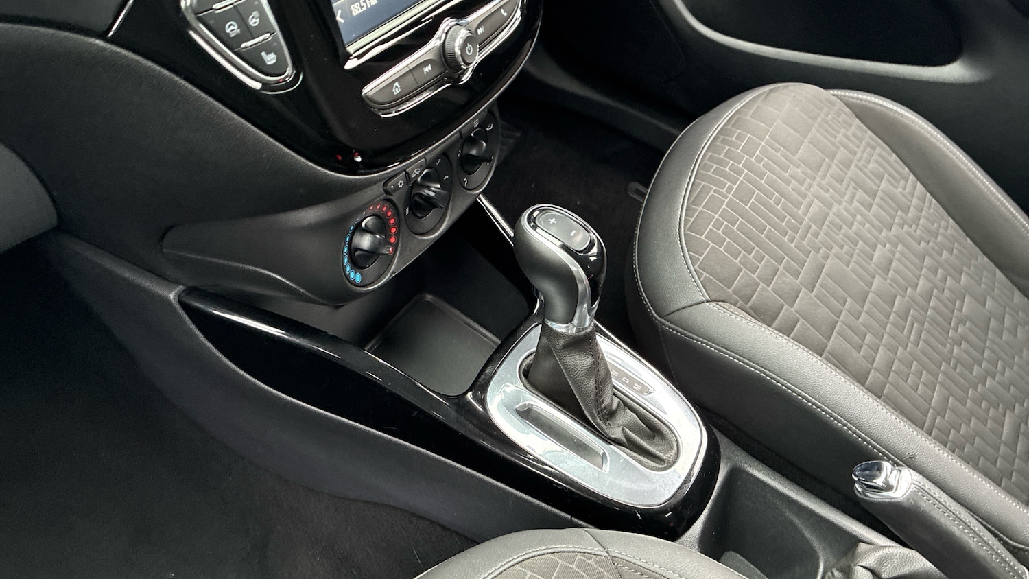 Used Vauxhall Corsa 2018 for sale - 76366235: Photo 13