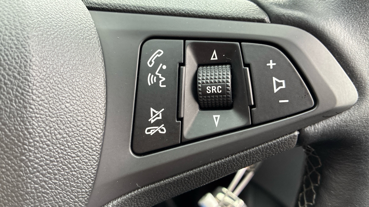 Used Vauxhall Corsa 2018 for sale - 76366235: Photo 26